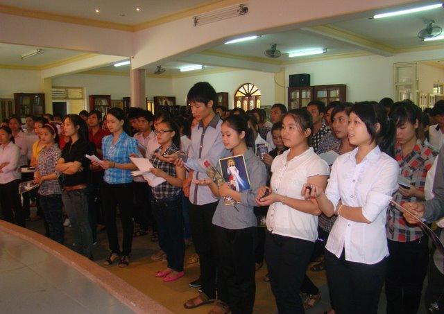 Chương trình gặp mặt đầu năm sinh viên Trung Nghĩa