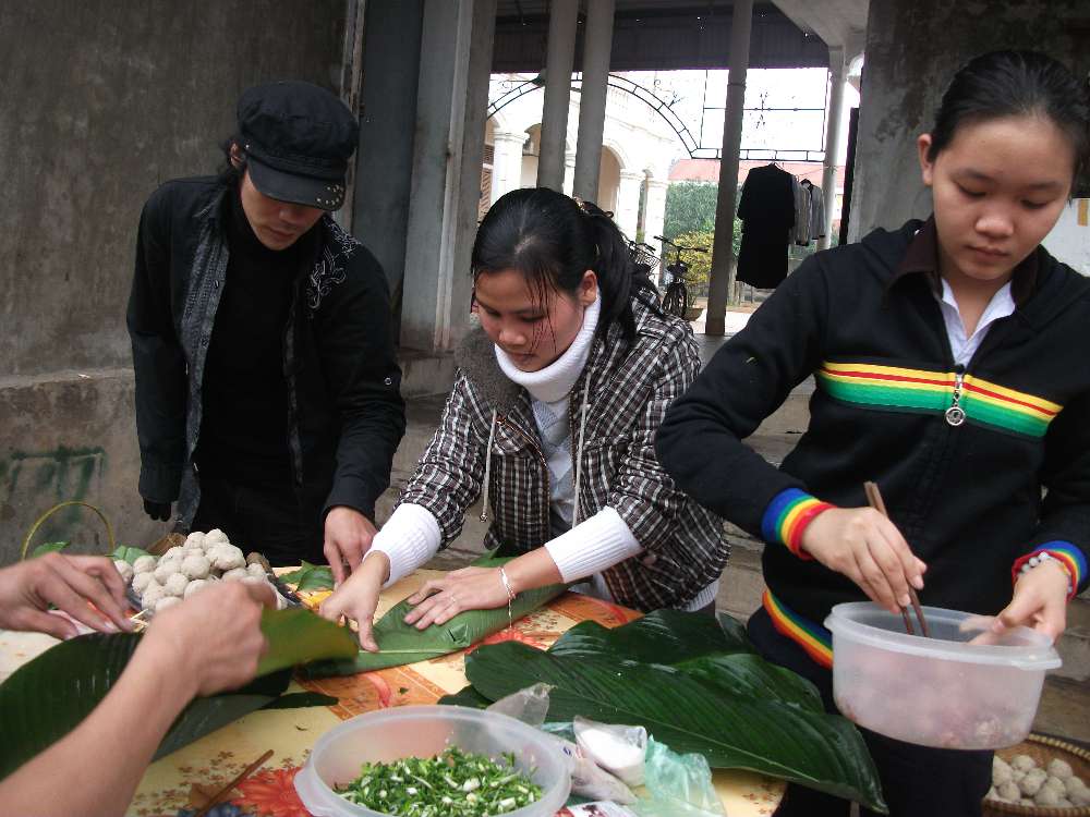 Kí sự ảnh ngày thứ nhất:  Chương trình TẾT CHO NGƯỜI NGHÈO