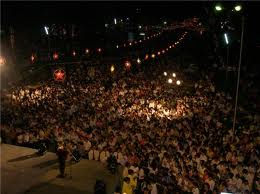 Cha đặc trách di dân TGP TP HCM ghế thăm giáo xứ Trung Nghĩa