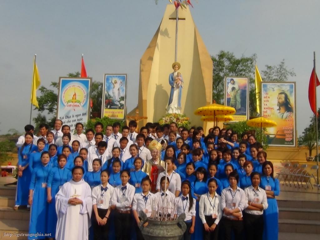 Giáo xứ Trung Nghĩa thành lập  “Ca đoàn Mẹ La Vang Trung Nghĩa”