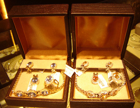 Chủ tịch tập đoàn biển thủ 60 kg vàng, 1,4 tấn bạc