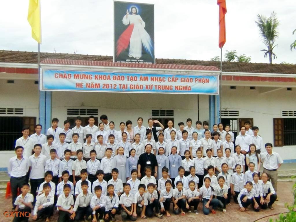 Khai giảng khóa đào tạo âm nhạc cấp Giáo phận tại giáo xứ Trung Nghĩa