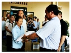 Hành trình tình thương tới Phúc Địa sau lũ