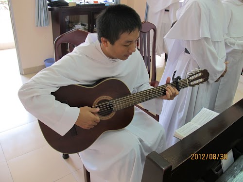 Hồi ký 'HỒNG ÂN' hội ngộ của Linh mục đoàn Giáo Tỉnh Hà Nội