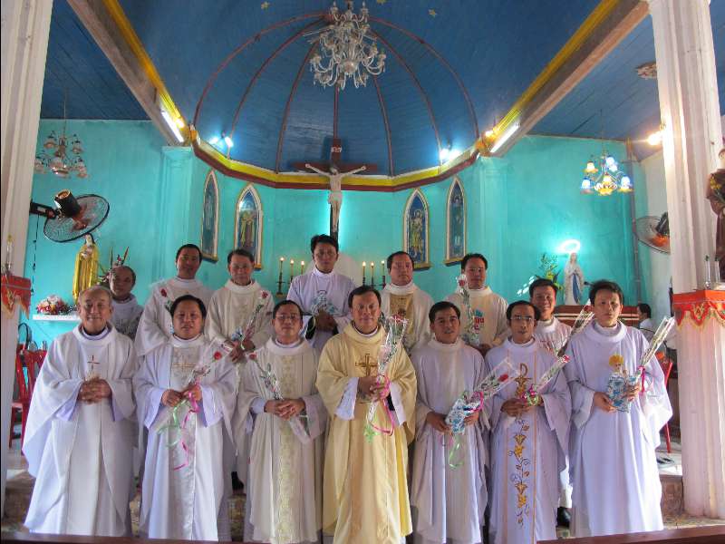 Hội ngộ linh mục khóa III Đại chủng viện Vinh – Thanh