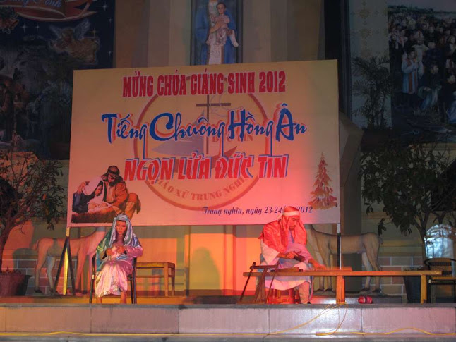 Chương trình Mừng Đại Lễ Giáng Sinh 2012 tại Giáo xứ Trung Nghĩa