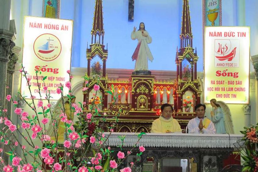 Thánh lễ tất niên tại giáo xứ Trung Nghĩa