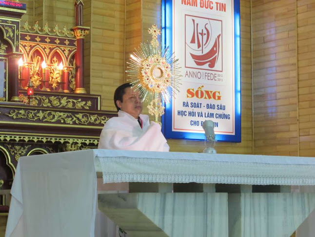 Giáo xứ Trung Nghĩa bế mạc làm phúc mùa chay năm 2013