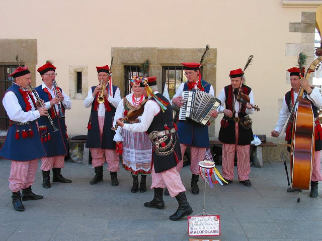 2016, Ngày Giới trẻ Thế giới diễn ra tại Krakòw (Ba Lan) và 2017, ĐTC viếng thăm Brazil một lần nữa