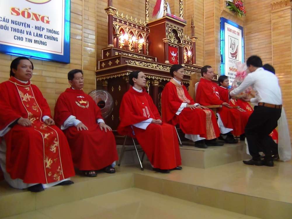 Quý Cha đồng tế