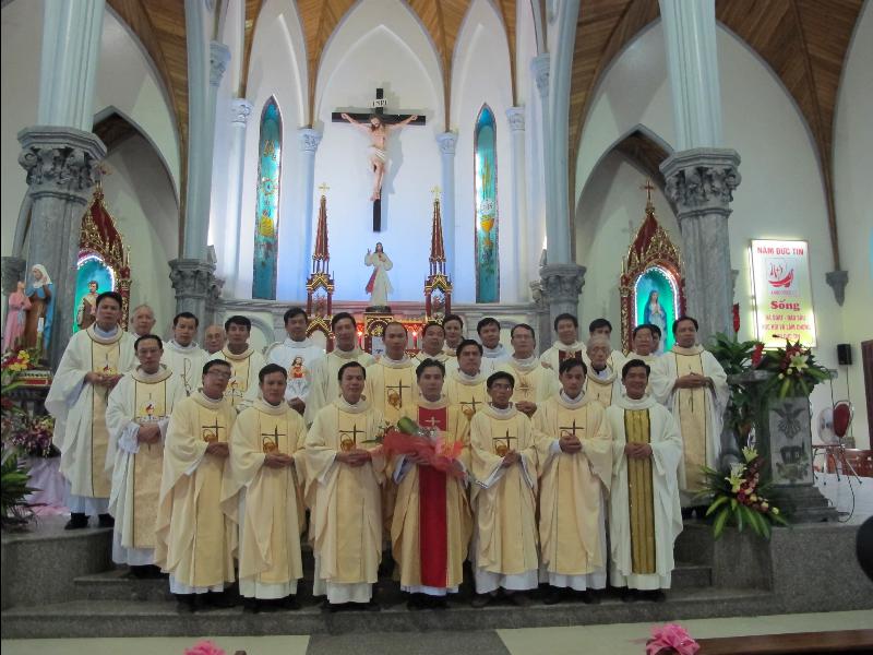 Thánh lễ tạ ơn của tân linh mục GB. Trần Ngọc Long