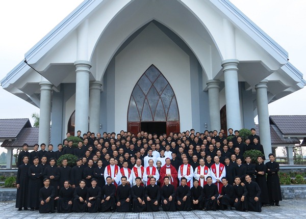 Đại Chủng viện Vinh Thanh khai giảng năm học mới