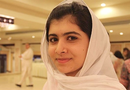 Phải đấu tranh với người khác bằng hòa bình, bằng đối thoại và bằng giáo dục