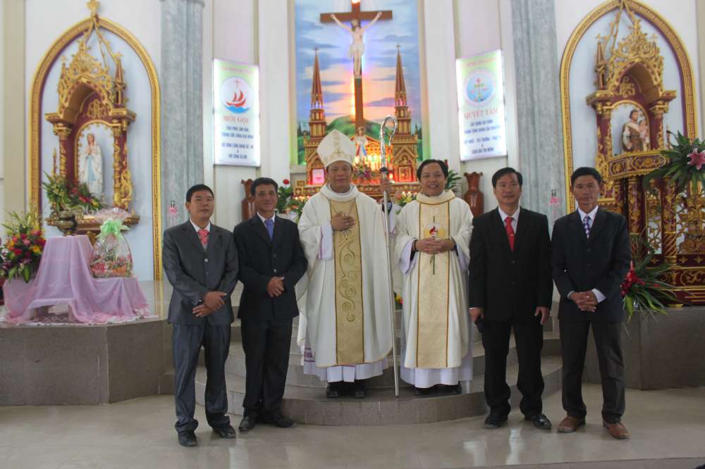 Giáo họ Xuân Hải mừng Quan Thầy Đức Mẹ Vô Nhiễm Nguyên Tội 10/ 12