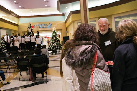 Uống cà phê, đàm luận và xưng tội nhân dịp Giáng sinh
