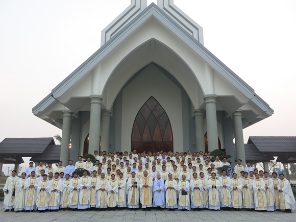 Bế mạc tuần tĩnh tâm linh mục Giáo phận vinh