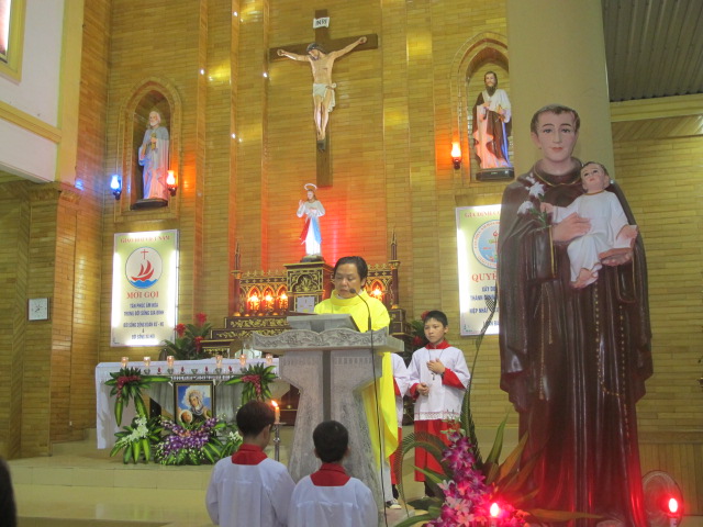 Lễ thánh An-na Bổn mạng Hiền mẫu họ Trung Nghĩa