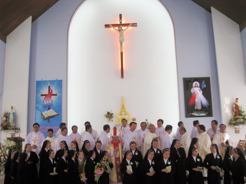 Lễ tiên khấn tại Hội Dòng Mến Thánh Giá Nha Trang