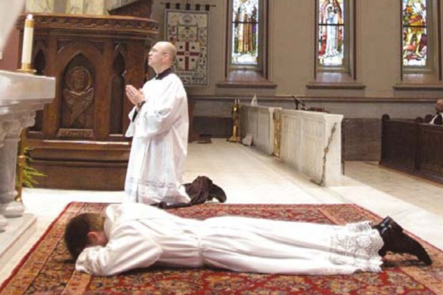 Đức Phanxicô phác họa chân dung linh mục lý tưởng...