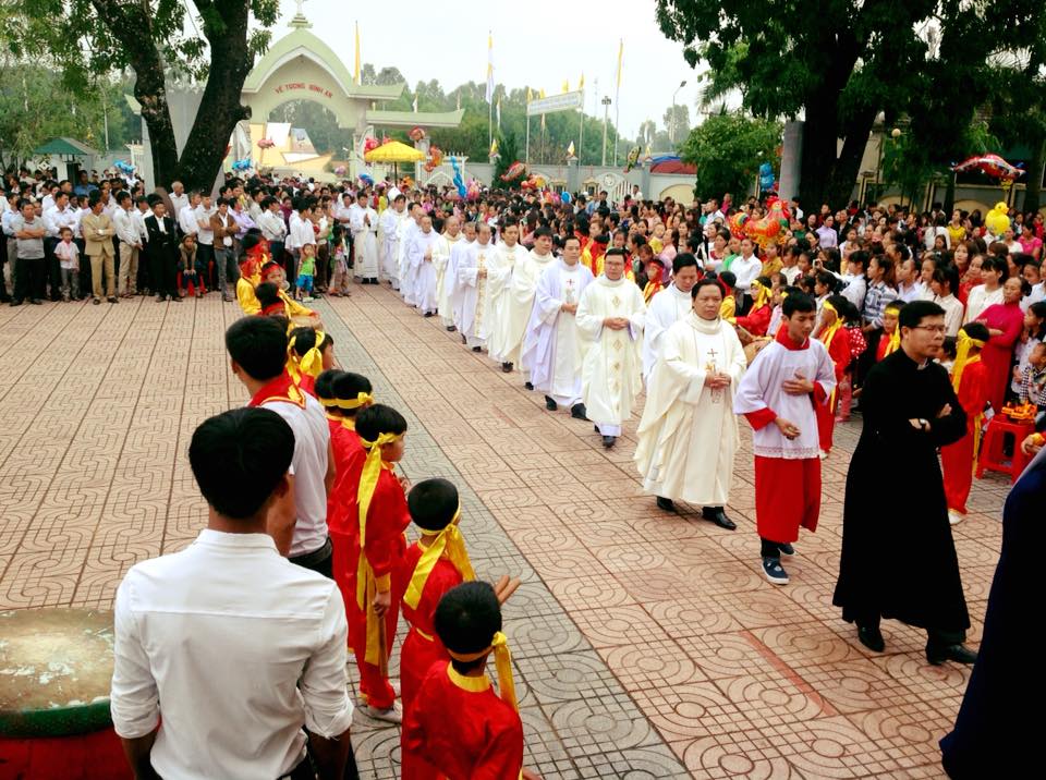 Về việc xin lễ cầu nguyện cho các linh hồn