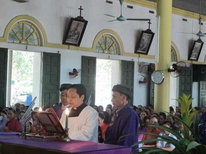 Ngắm 15 Sự Thương Khó Đức Chúa Giê-su tại Giáo phận Vinh