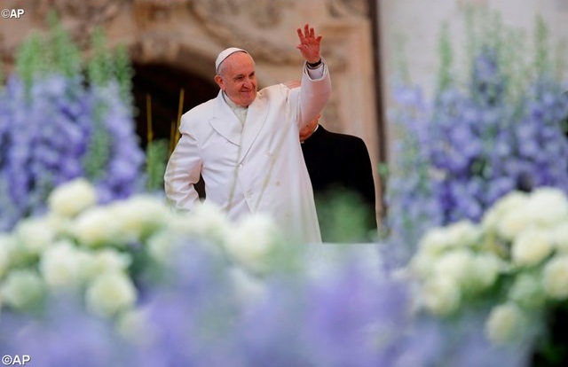 Sứ điệp Phục sinh Urbi et Orbi 2018 của Đức Thánh Cha Phanxicô