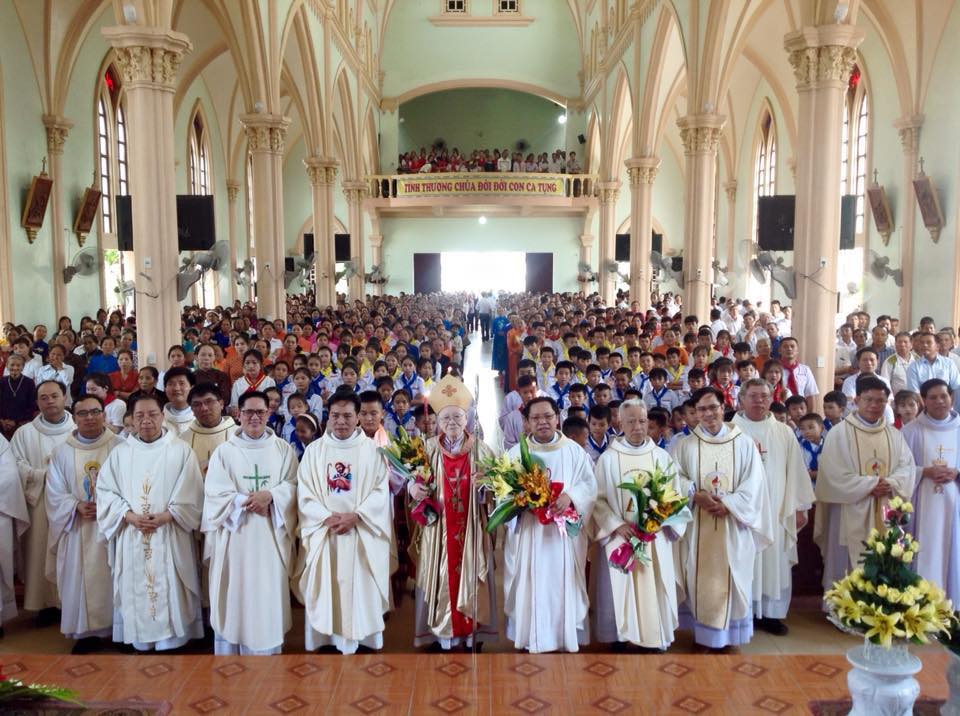 Tâm tình con cái giáo xứ Ngọc Long dành cho cha Phao-lô Nguyễn Đức Vĩnh