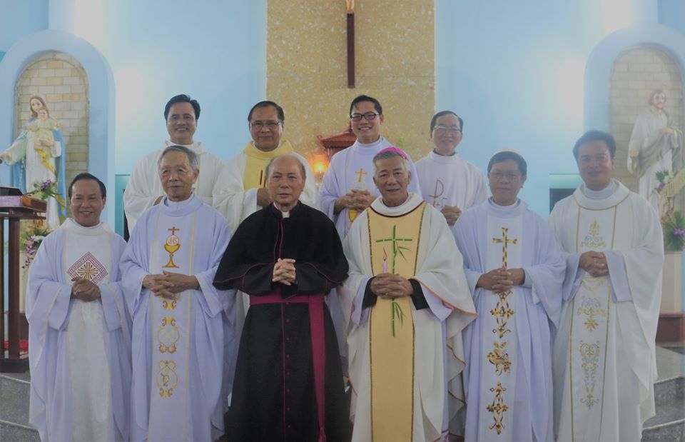 Thánh lễ nhận sắc phong Đức Ông của Cha Phêrô Nguyễn Chí Thiết