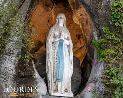 Xác tín được Đức Mẹ chữa khỏi coronavirus, linh mục Pháp khích lệ các tín hữu đọc Kinh Mân Côi