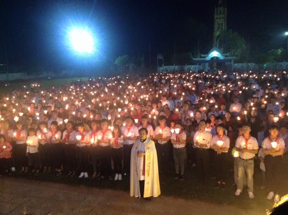 Mẫu giờ chầu Tuần Thánh